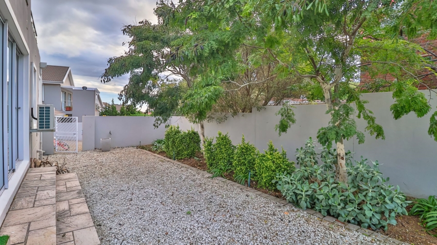4 Bedroom Property for Sale in Dennegeur Western Cape